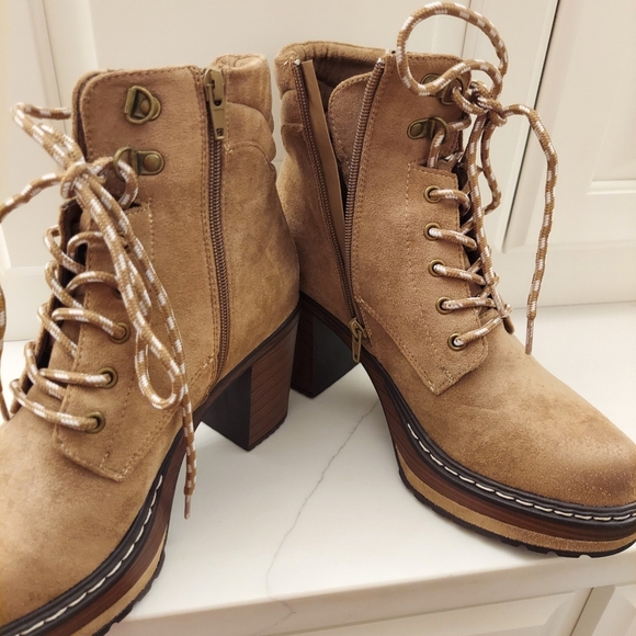 Ankle heeled boots *firm* - Picture 4 of 9